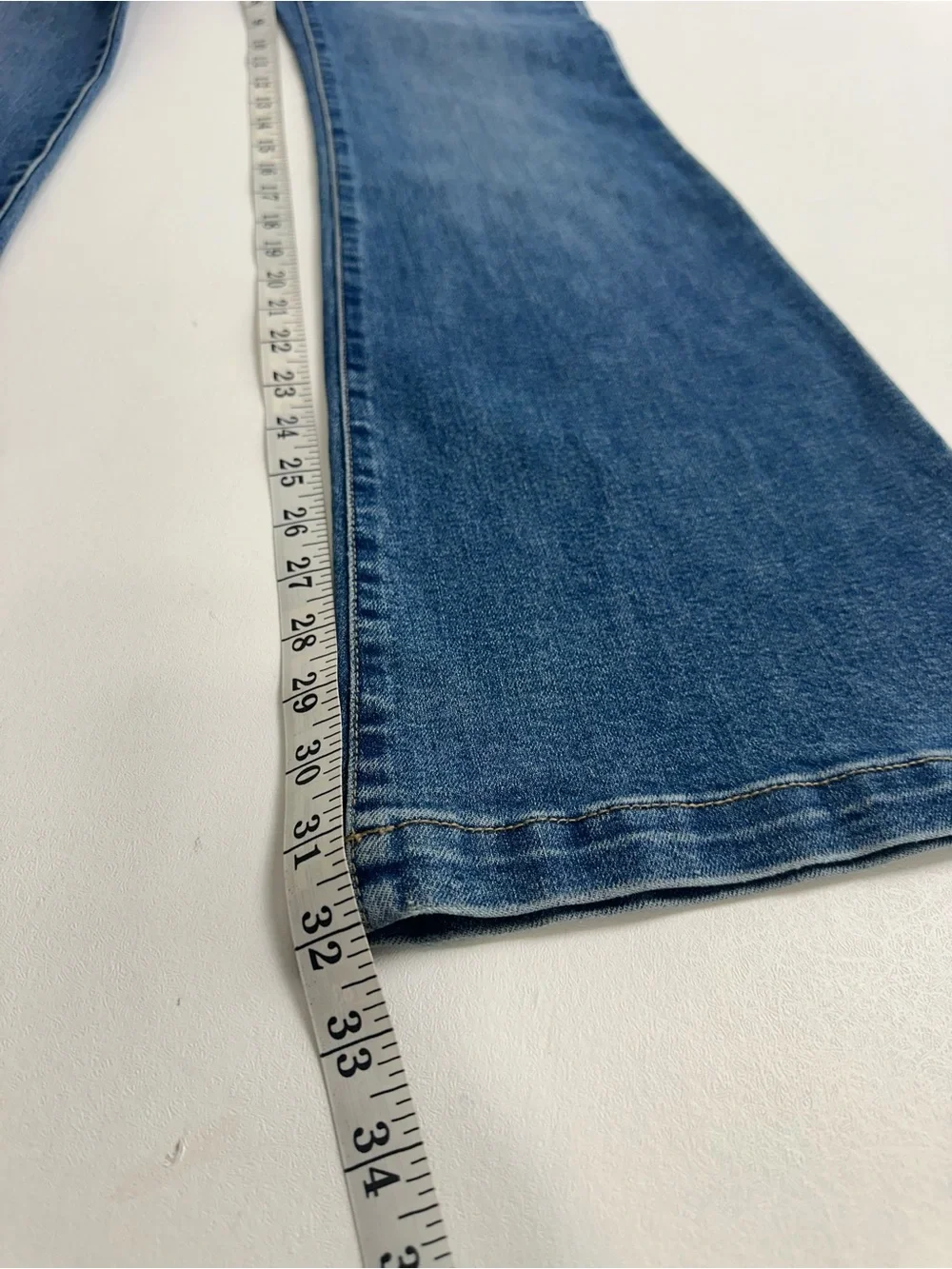 Sophie Vergara women’s size 6 melisa High-Rise Flared Women's Jeans in Blue,New - Picture 10 of 12
